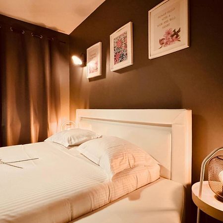 ברוז' The Rose Suites מראה חיצוני תמונה