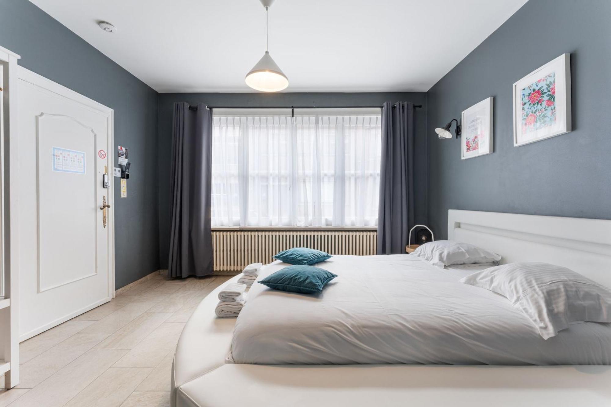 ברוז' The Rose Suites מראה חיצוני תמונה