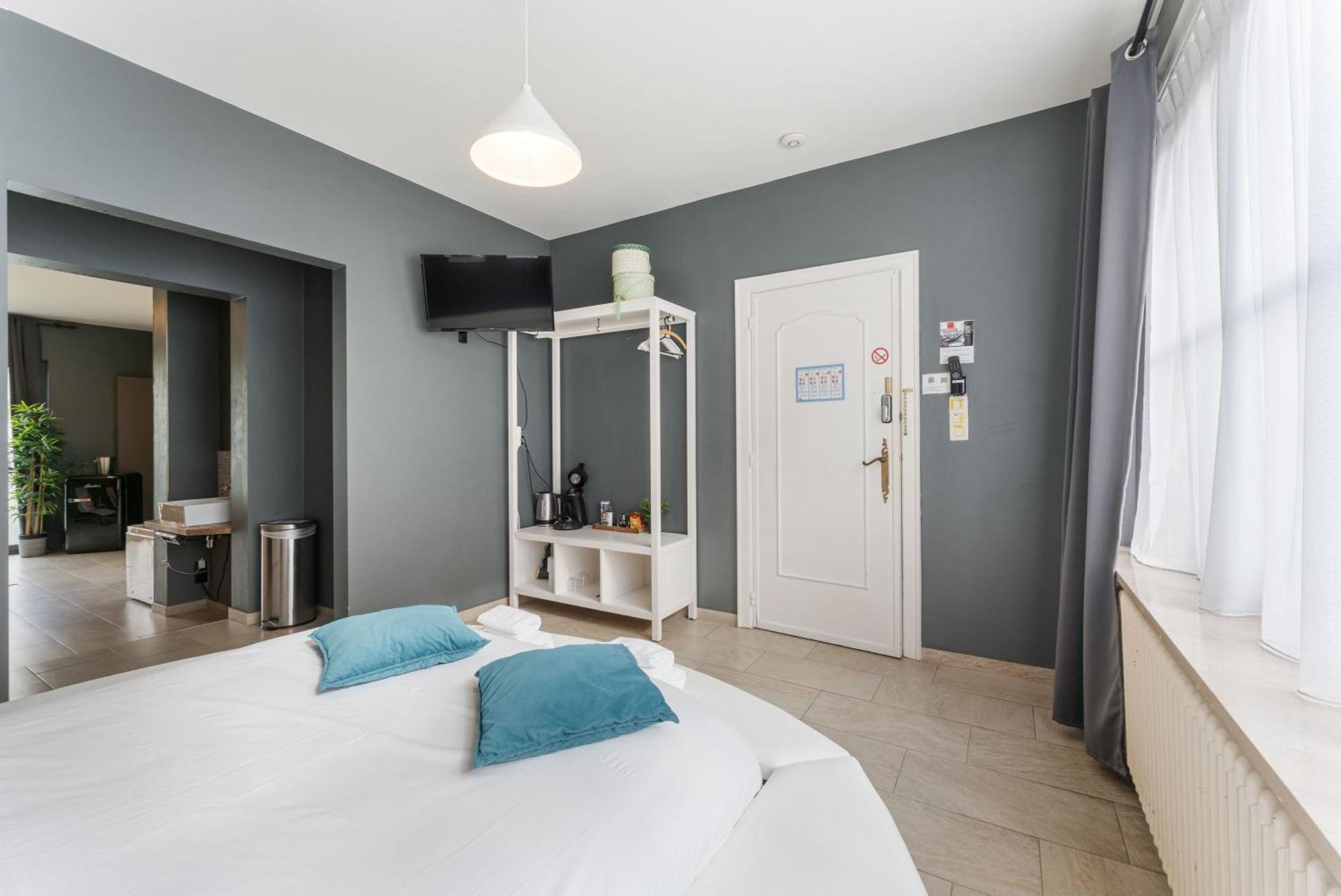 ברוז' The Rose Suites מראה חיצוני תמונה